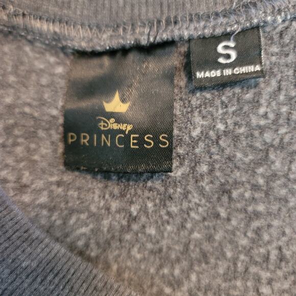 Disney Princess Winter Warm Athletic Gray Crop Sweatshirt S - Picture 4 of 5